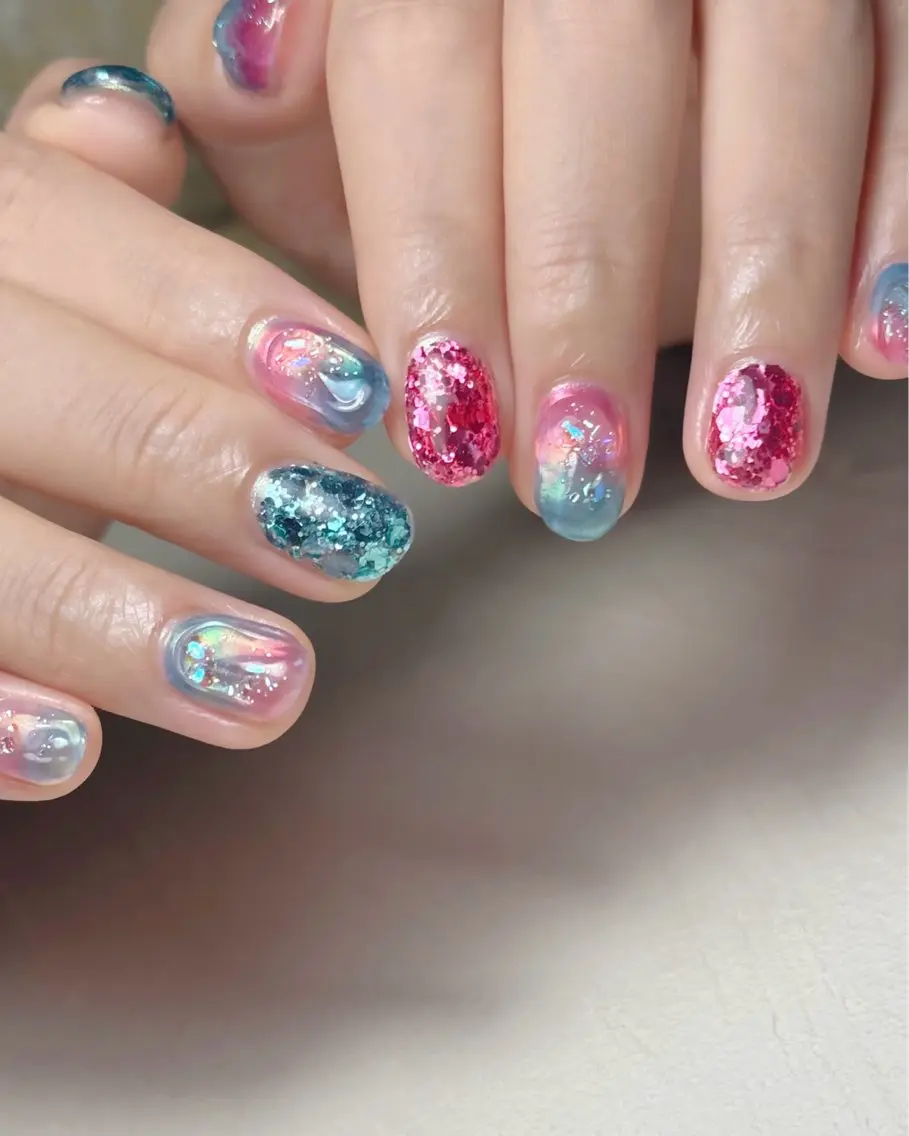 ネイル ハンドネイル Tiny Glowのネイルデザイン