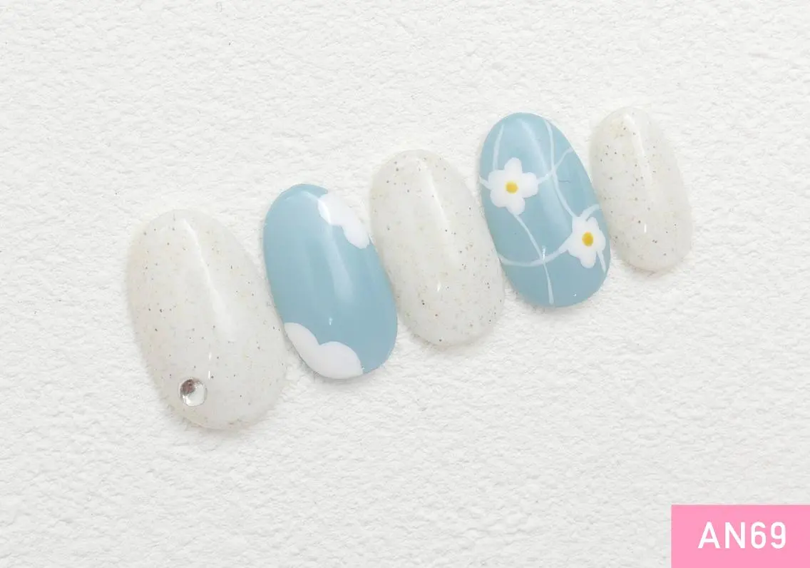ネイル ゴールド 新橋🫧 Nailのネイルデザイン