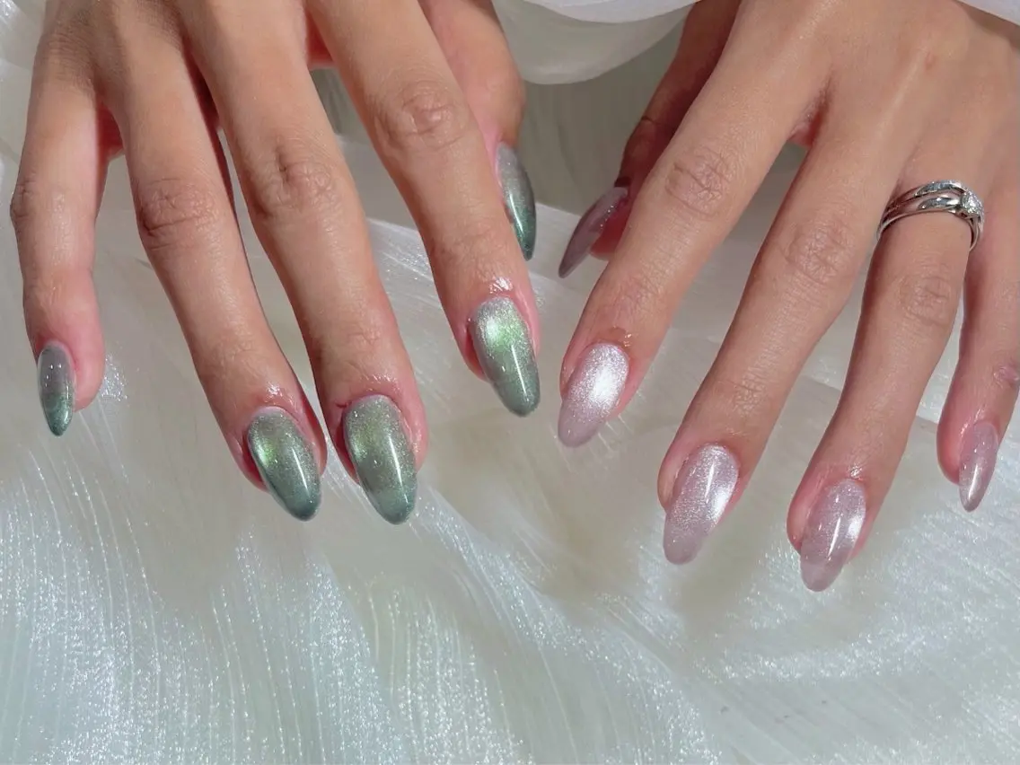 ネイル キラキラネイル マグネットネイル ハンドネイル FLY Nail Salonのネイルデザイン