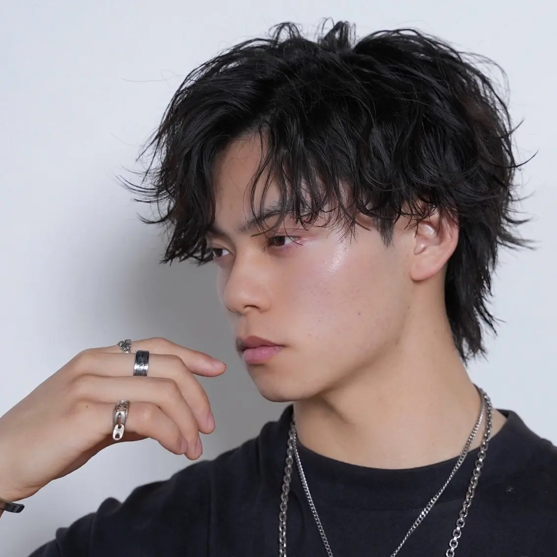 ショート カラー パーマ メンズ センターパート メンズウルフカット ウルフカット カット 🔥メンズ極🔥韓国 シャドウ/波巻き柿崎のヘアスタイル