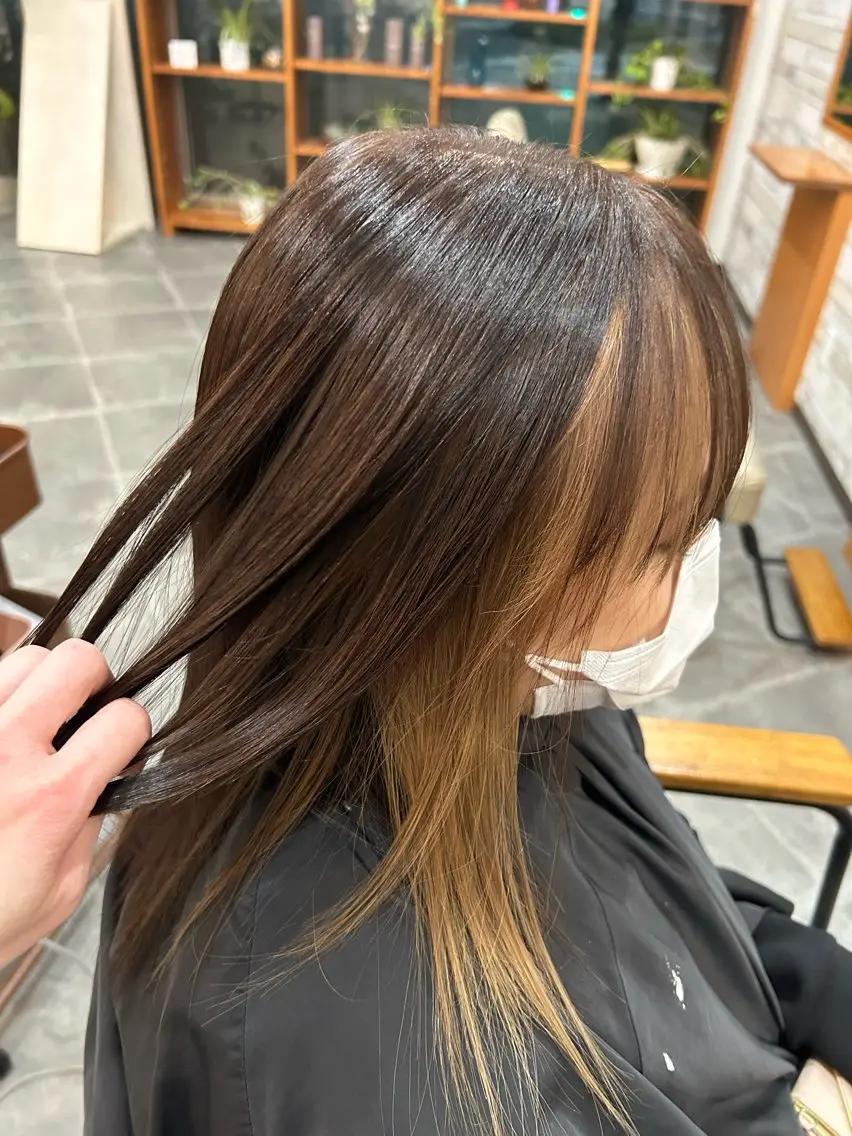 カラー 木庭 愛莉のヘアスタイル