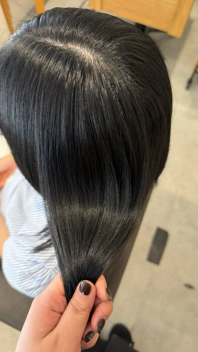 カラー 阿部 楓のヘアスタイル
