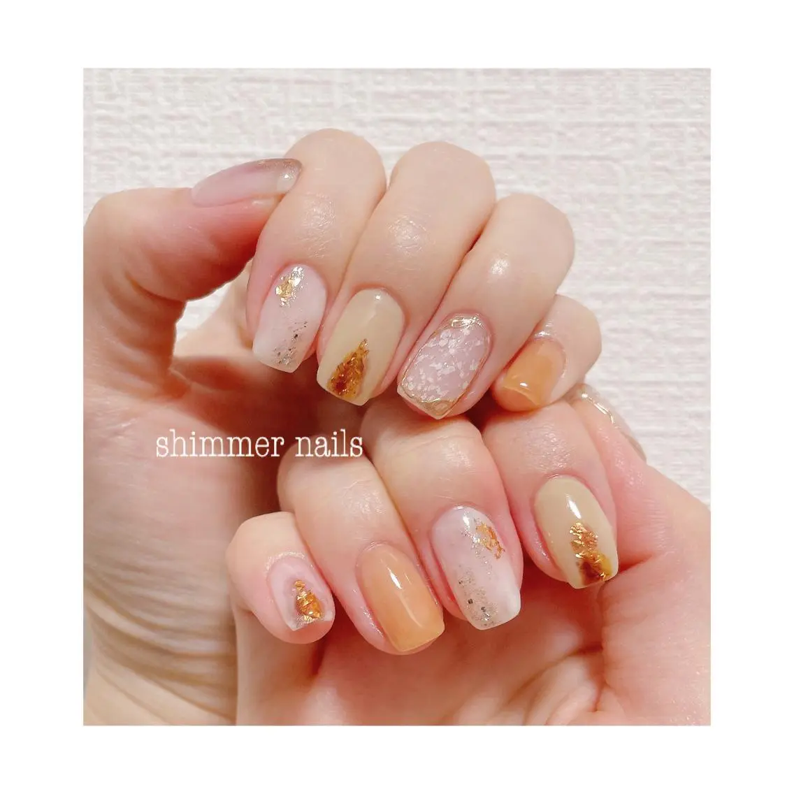 ネイル ニュアンスネイル 黄色 shimmer nailsのネイルデザイン