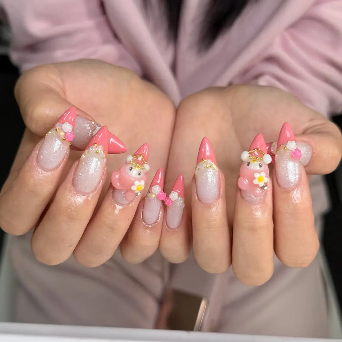 ネイル オーロラネイル フットネイル フレンチネイル ジェルネイル ガラスフレンチ ハンドネイル Michi Nail Ikebukuroのネイルデザイン