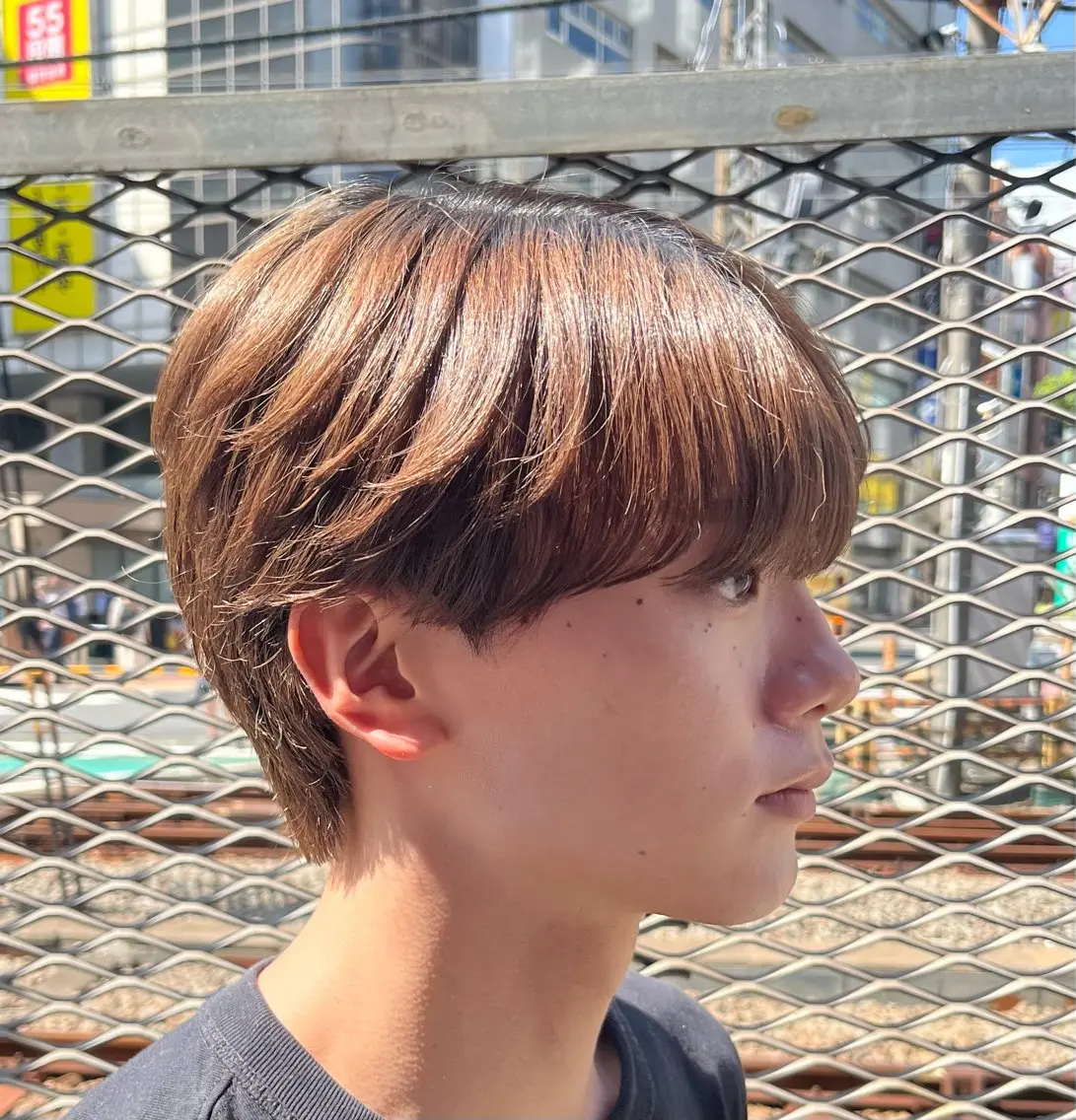 ショート パーマ メンズ マッシュ メンズパーマ シースルーマッシュ カット 韓国メンズヘア/ 毛流れヘア　須田龍世のヘアスタイル