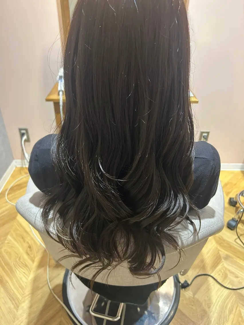 ロング ヘアカラー 艶カラー⛄️💙 ゆきなのヘアスタイル