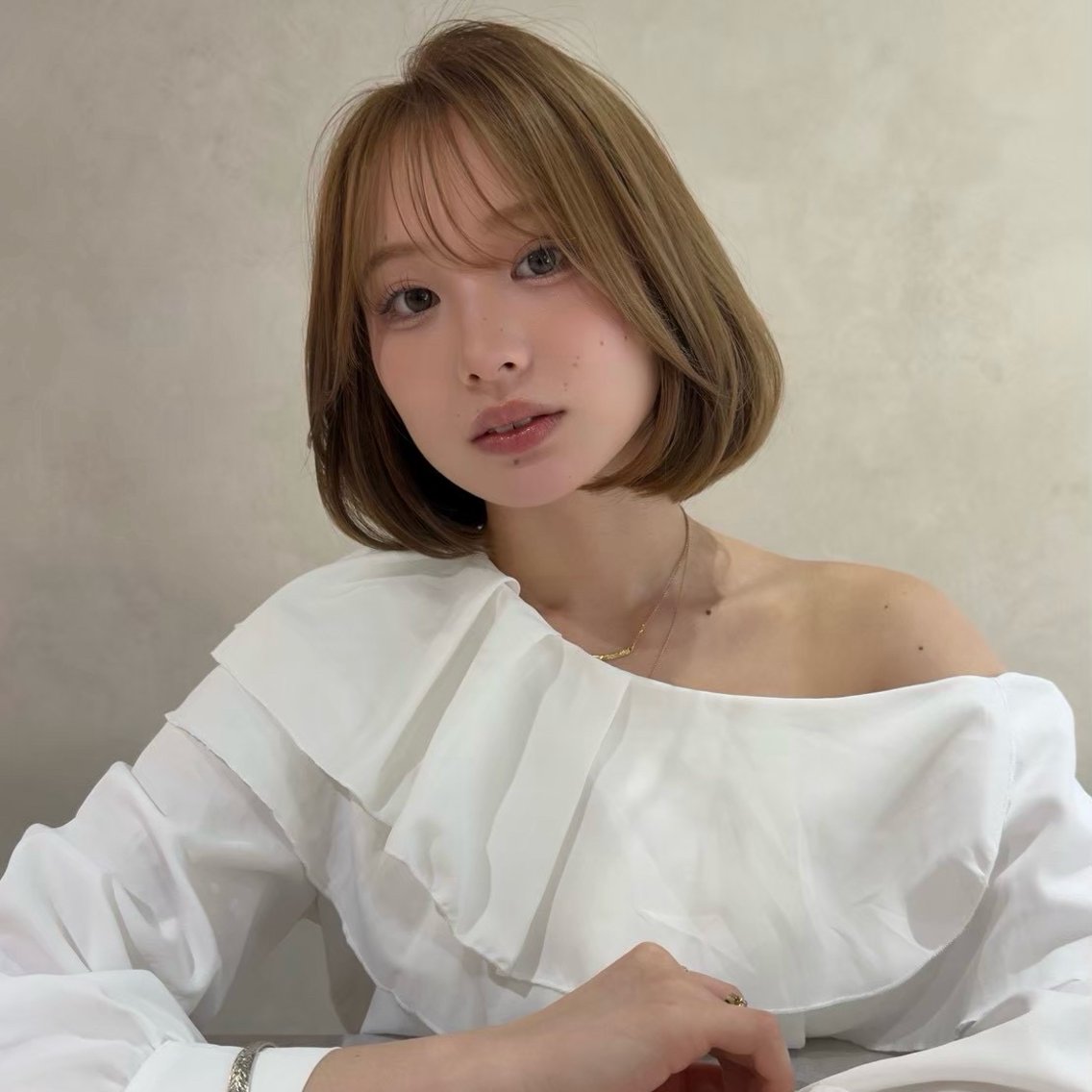ショート カラー カット ヘアカラー トリートメント 垢抜けダブルカラー/ ボブ AYAKAのヘアスタイル