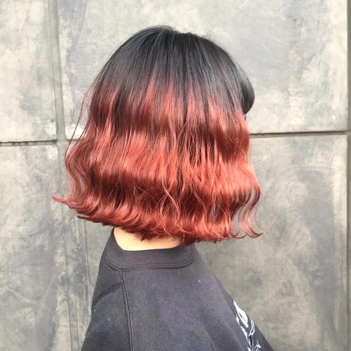 ショート カラー ブリーチ グラデーションカラー オレンジ タンバルモリ ムルギョル巻き K-POP好き美容師 🇰🇷Kai.Yのヘアスタイル