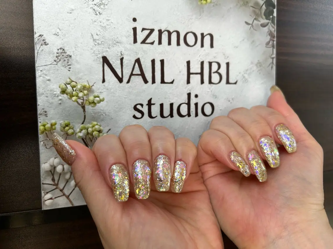 ネイル ラメ(グリッター) ワンカラーネイル 🦋izmon nailstudioのネイルデザイン