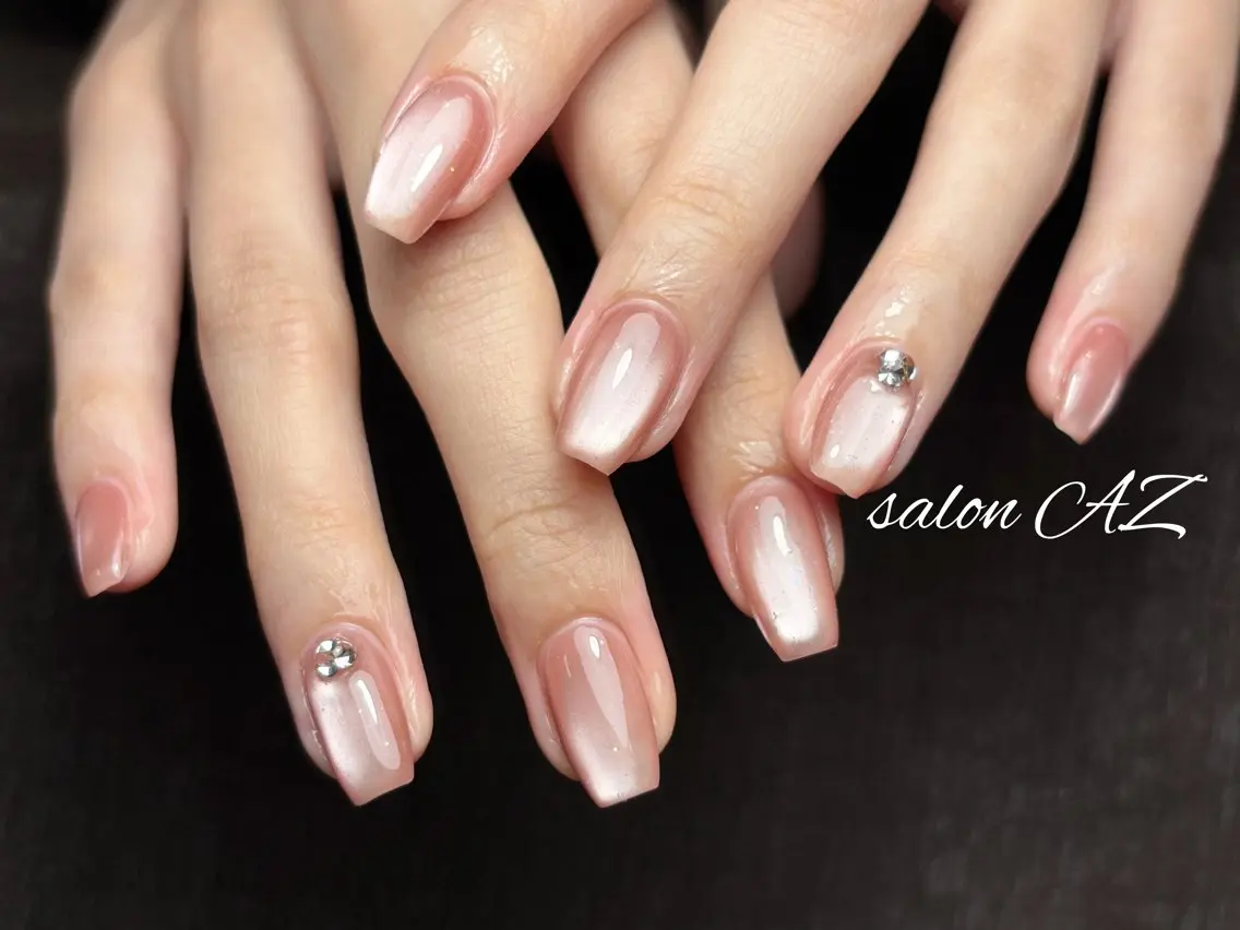 ネイル アートネイル 長さ出し フットネイル フレンチネイル ジェルネイル ハンドネイル salon AZのネイルデザイン