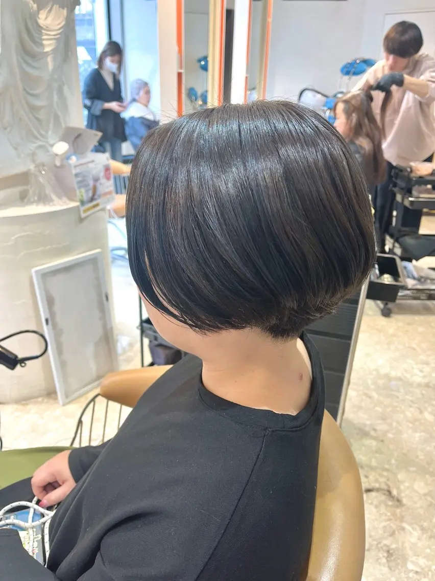 ショート カラー カット ヘアカラー トリートメント うしだ かおるのヘアスタイル