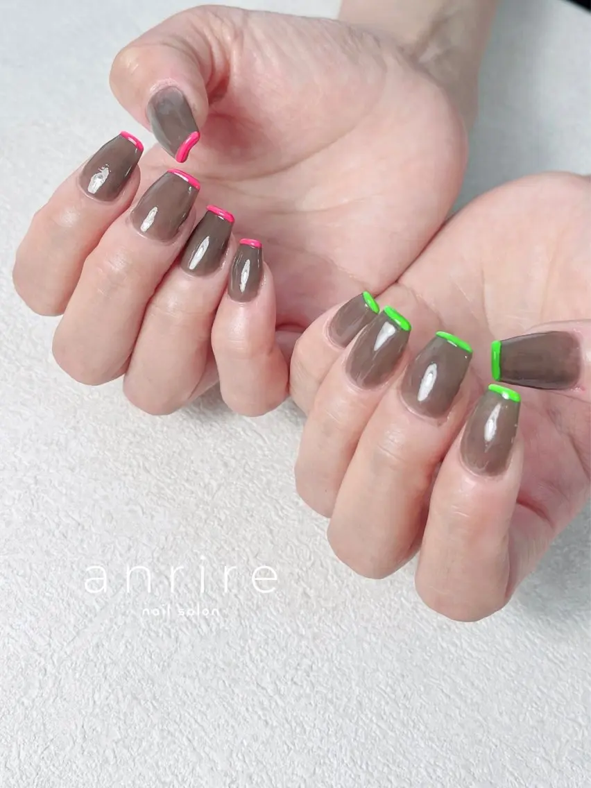 ネイル ブラウン フレンチネイル ジェルネイル グリーン パラジェル nailsalon anrireのネイルデザイン