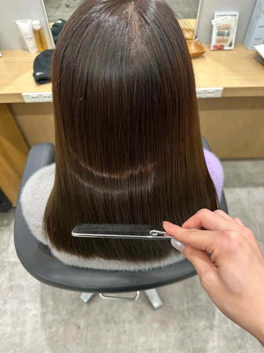 セミロング 髪質改善 巻ける髪質改善🫧ハ イライト/永田汰伊智のヘアスタイル