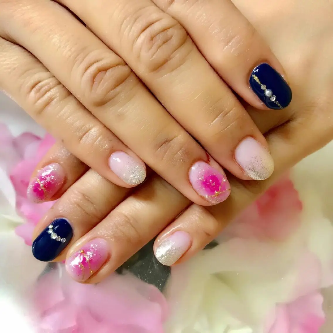 ネイル チークネイル nail salon ipuniのネイルデザイン