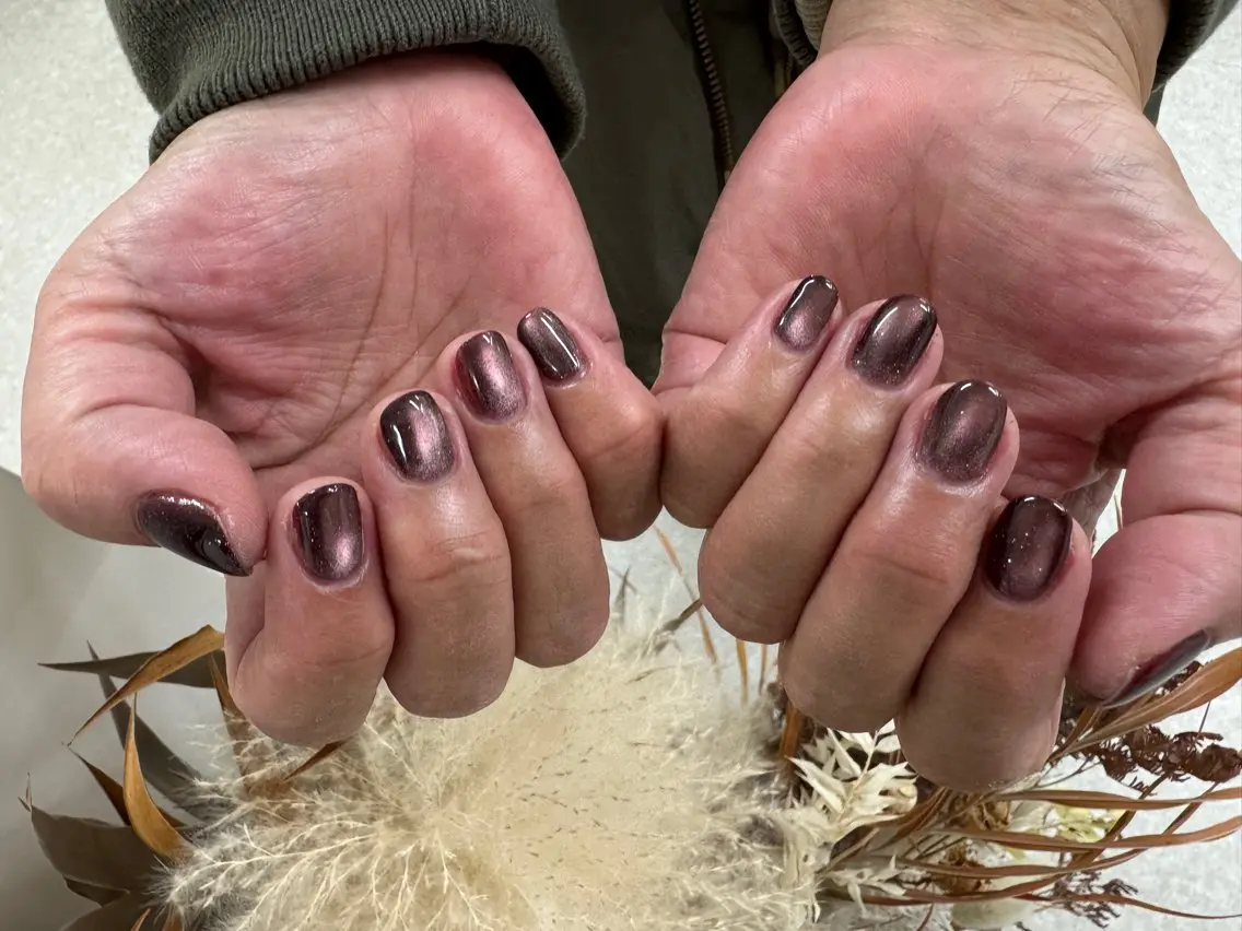 ネイル キラキラネイル マグネットネイル kkumnail RANのネイルデザイン