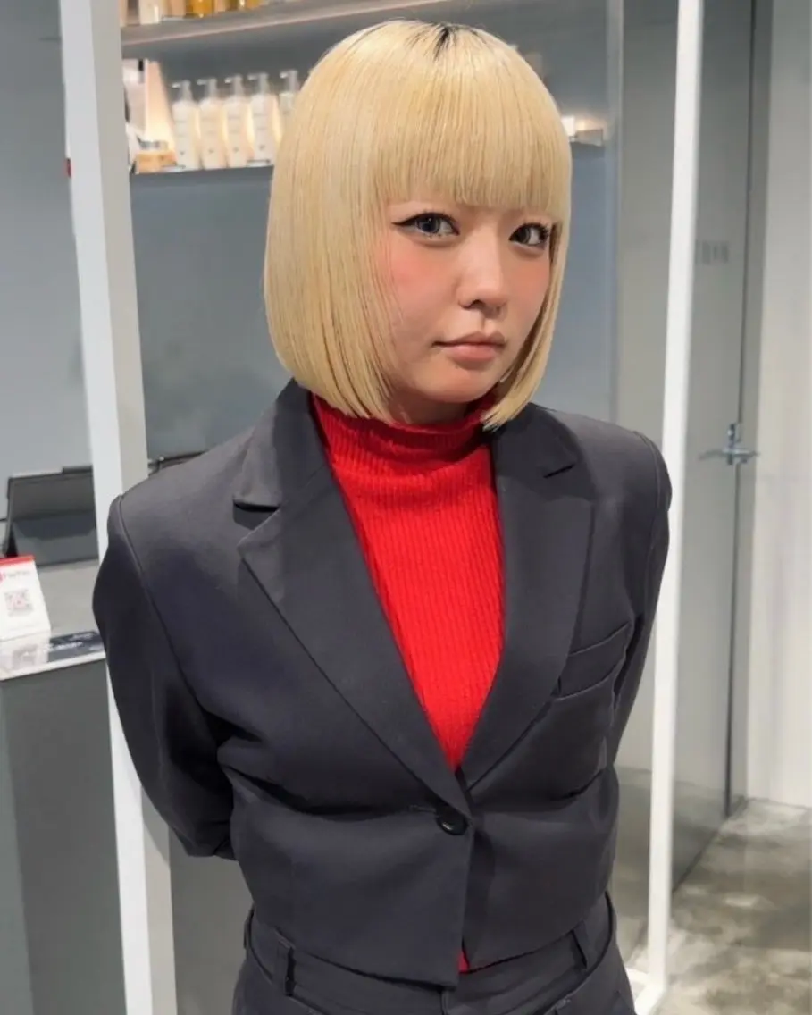 【ボブカット】+【前処理付きケアカラー】+【5ステップ トリートメント】の写真