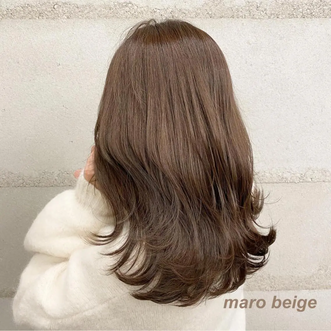 ミディアム ナガイ アヤのヘアスタイル