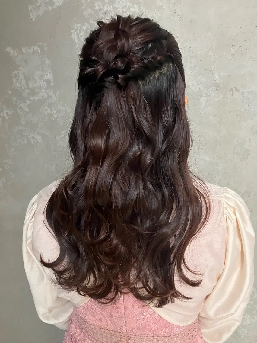 ロング カラー パーマ ヘアアレンジ メンズ キッズ ハーフアップ 子どものヘアアレンジ メンズバレイヤージュ メンズブリーチ メンズハイライト カット kotona 🤍miuraのヘアスタイル