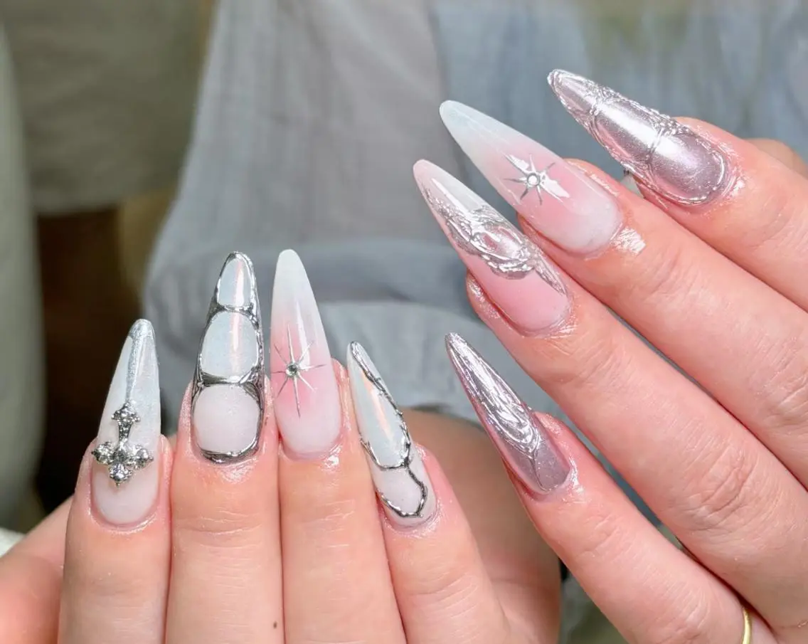 ネイル ハンドネイル ハンドケア 🍑 momo_nailのネイルデザイン
