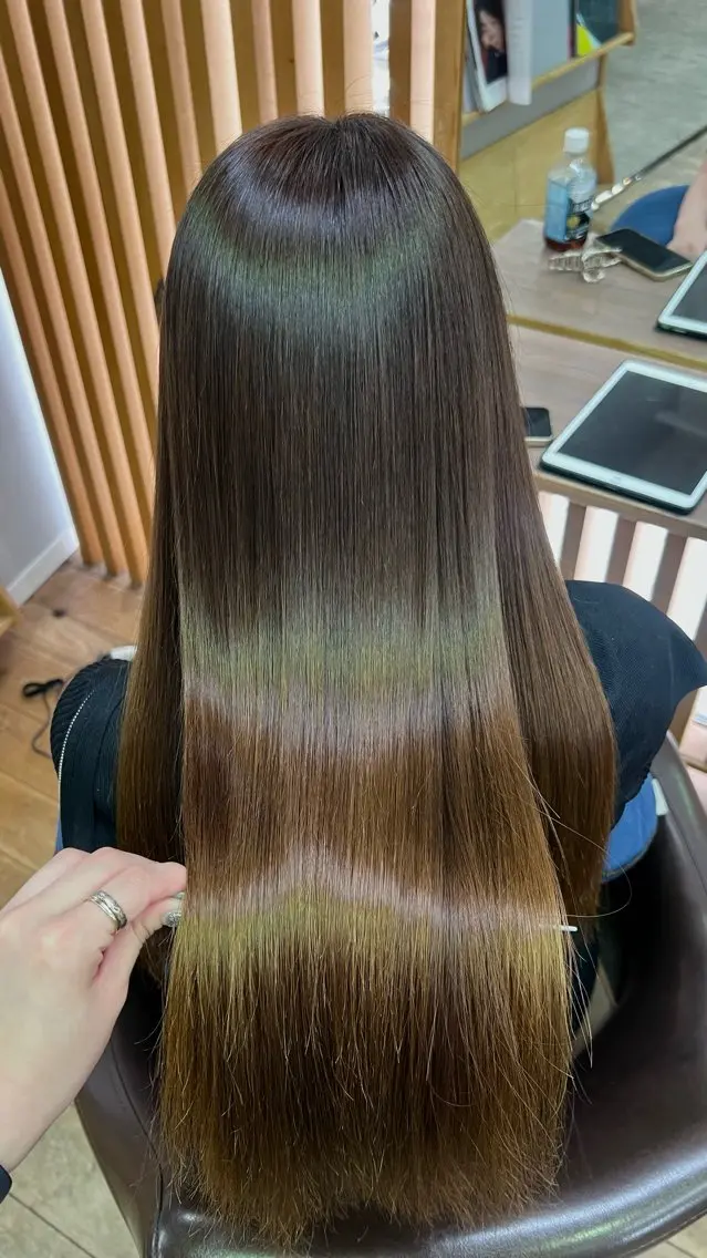 ロング カット 縮毛矯正 ❤︎peqss❤︎ 菅野  杏実のヘアスタイル