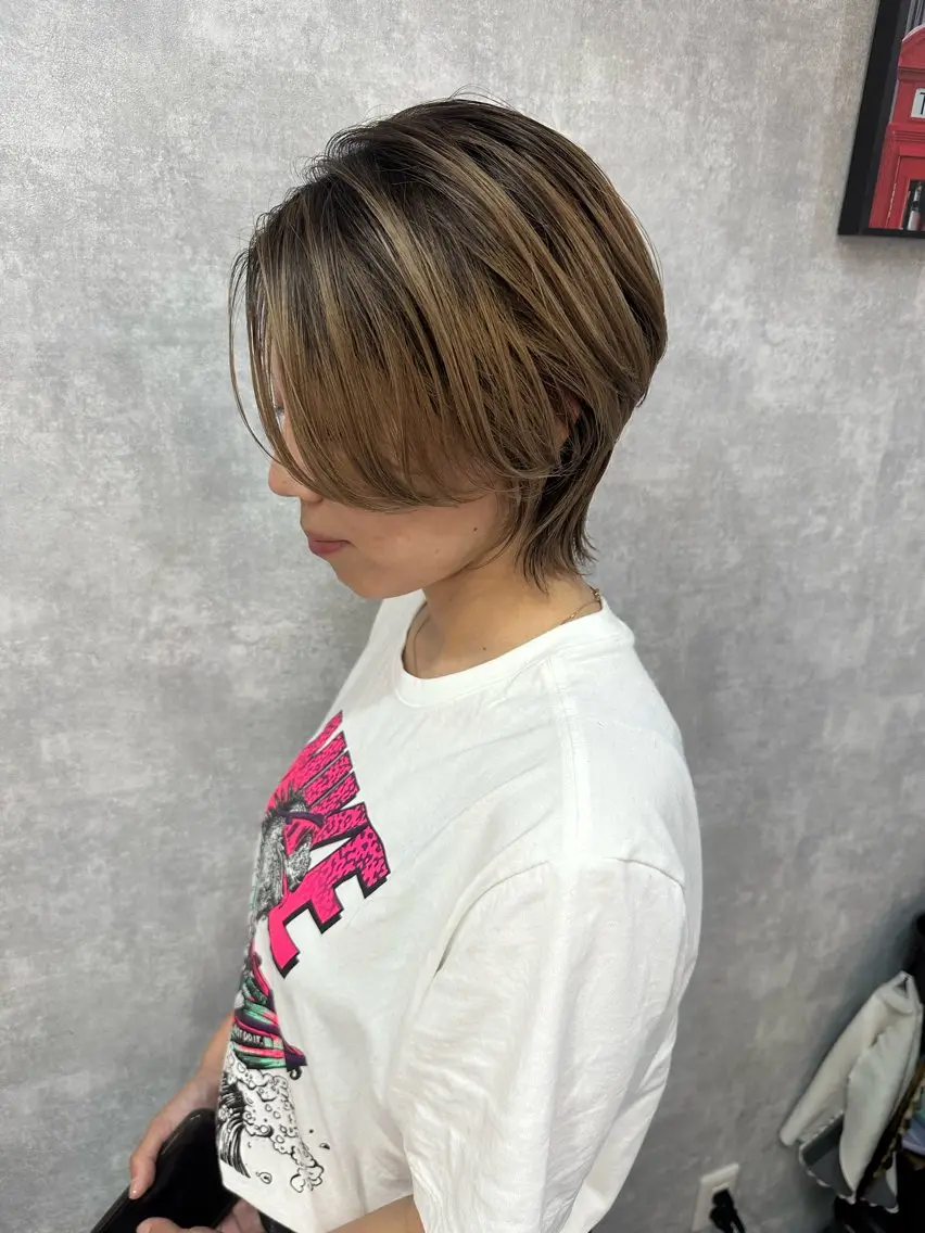 ショート 切りっぱなしボブ ショートボブ ハンサムショート 丸みショート ボブ モテ髪/ボブ/ショー ト/アダチフウトのヘアスタイル
