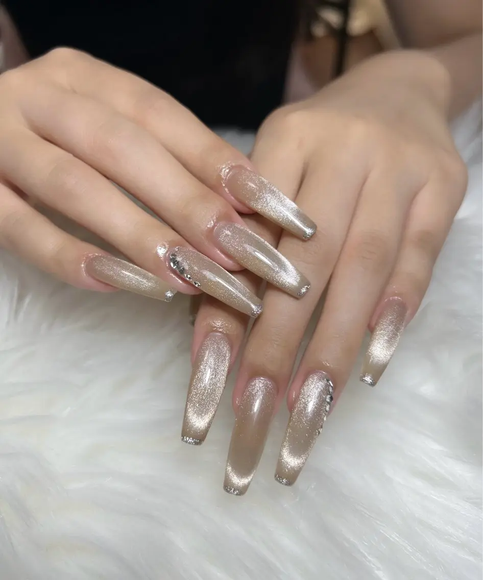 ネイル アートネイル オーロラネイル チークネイル 長さ出し フットネイル Chan nailsのネイルデザイン