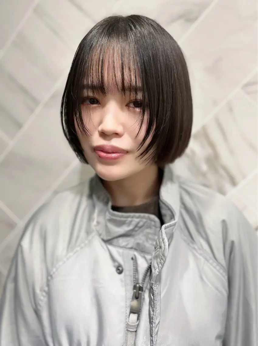 ショート 堤 麻衣子のヘアスタイル