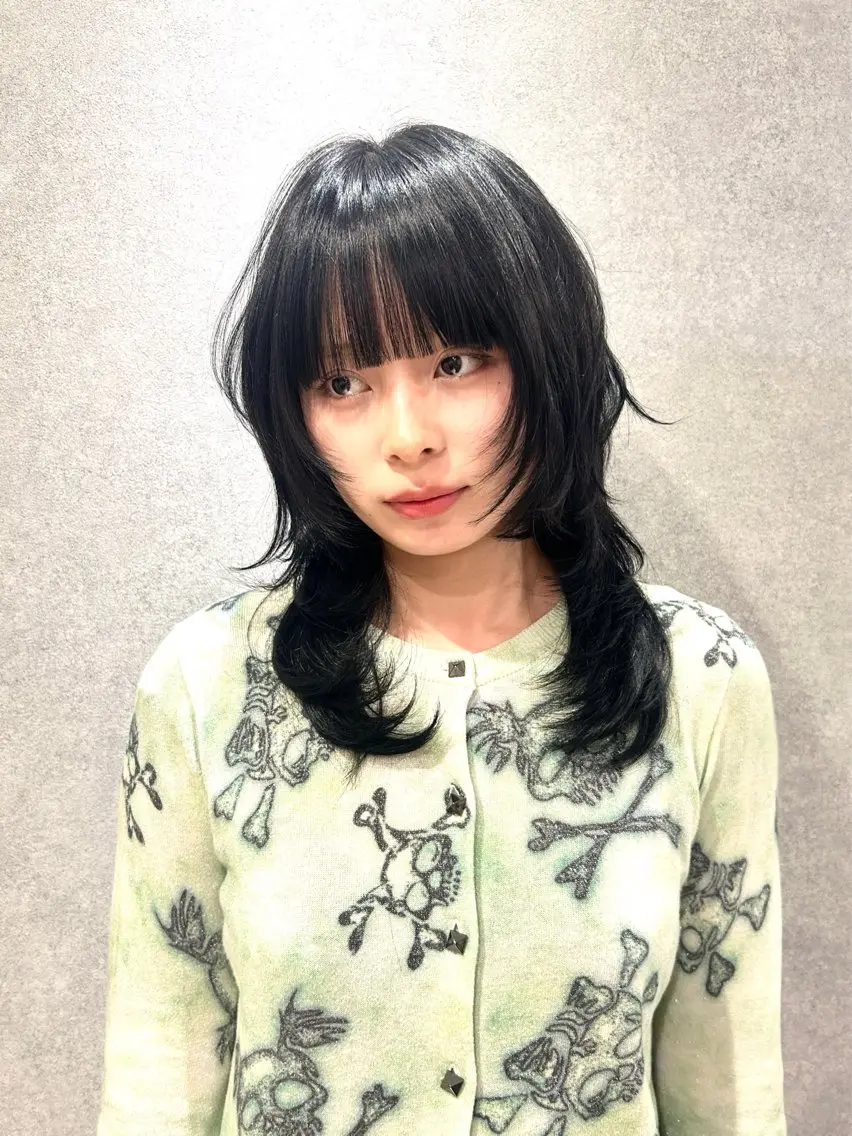 ミディアム カラー ミディアムレイヤー レイヤーカット カット ヘアカラー ウルフ/レイヤー /suzuhaのヘアスタイル