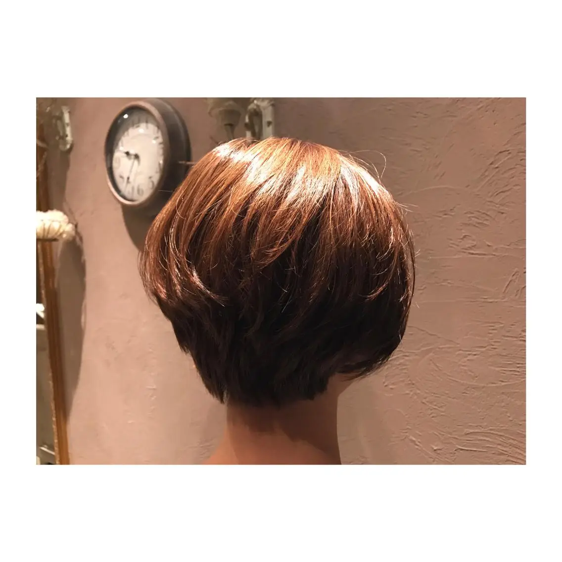 ショート くるくるパーマ aikoのヘアスタイル