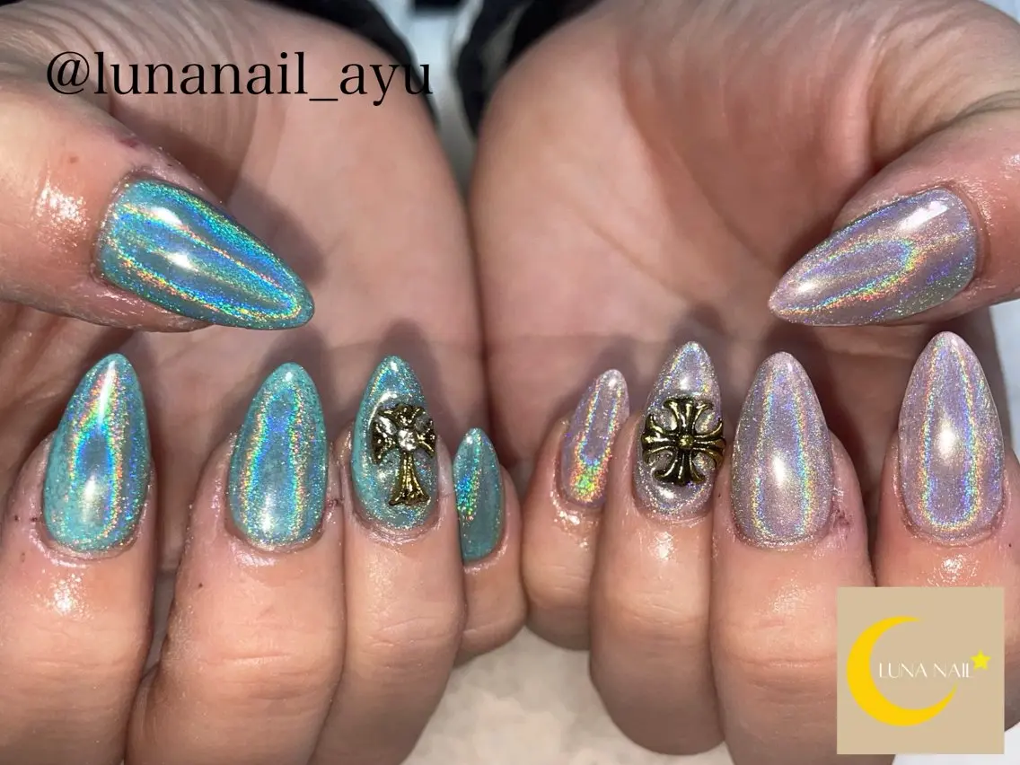 【ジェル】ミラーorユニコーンorオーロラネイル🦄🌈6480円の写真