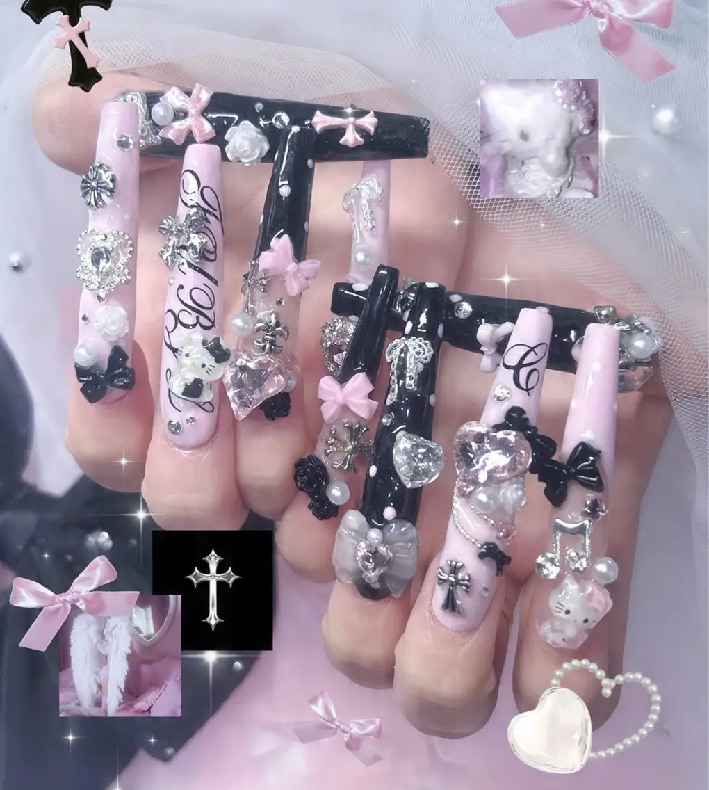 ネイル オーロラネイル チークネイル 桜ネイル クリアネイル ドット ハンドネイル Rin Nail Shinokuboのネイルデザイン