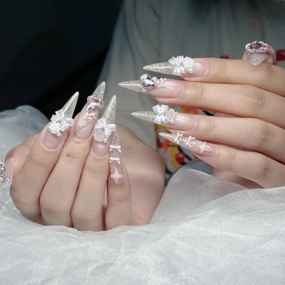 ネイル フットネイル フレンチネイル グラデーション 韓国ネイル ロングネイル ハンドネイル Hani Nail Salonのネイルデザイン