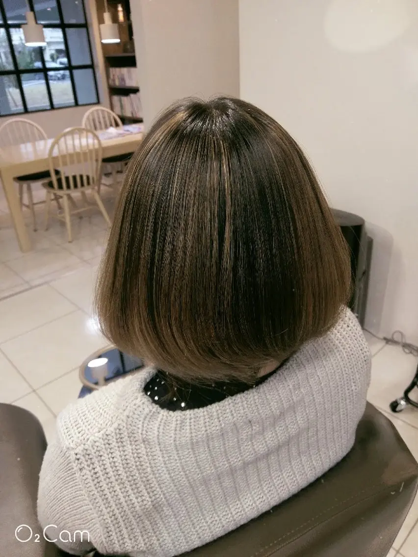 ミディアム ハイライト ヘアカラー 千葉 光春のヘアスタイル