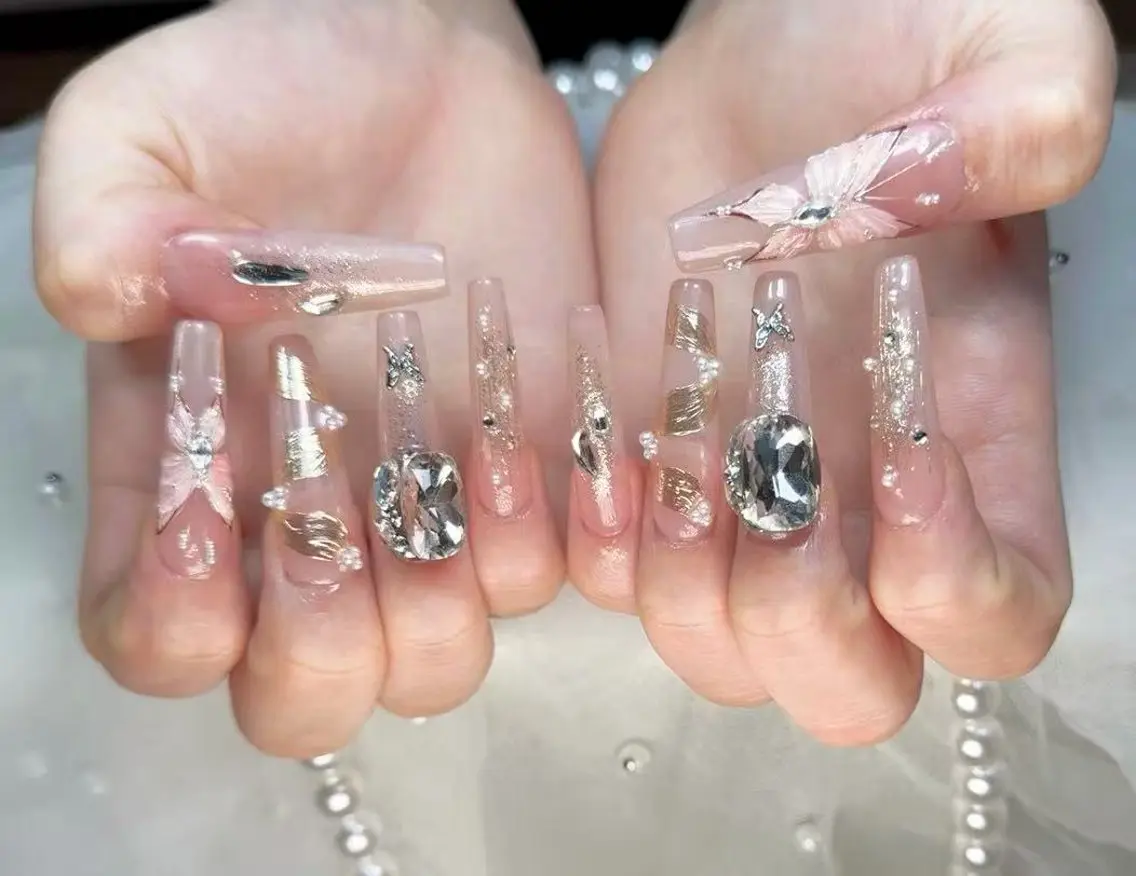 ネイル ハンドネイル WO MIAO💎のネイルデザイン