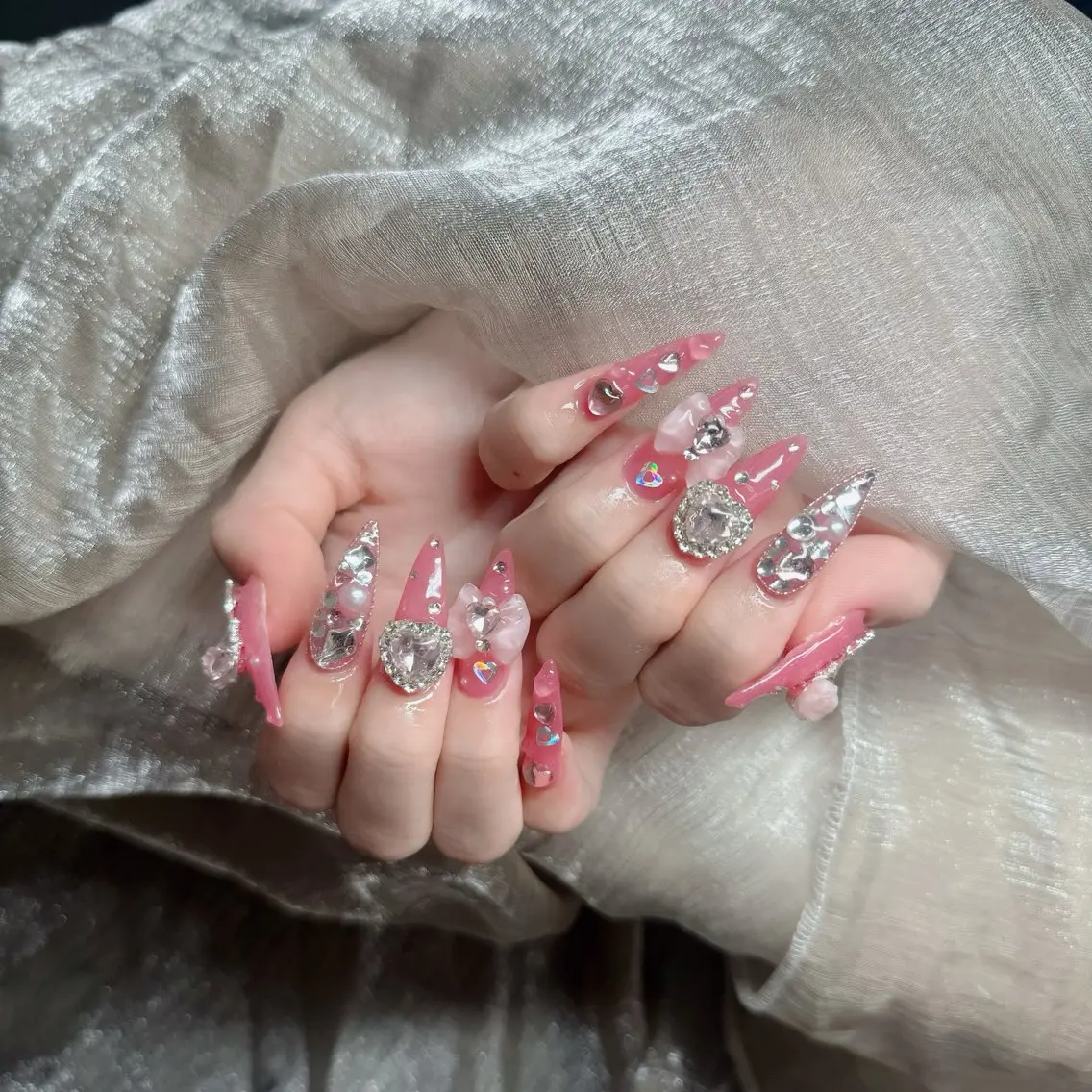 ネイル ジェルネイル 韓国ネイル マグネットネイル ネイルチップ 冬ネイル Lenie Nail Salonのネイルデザイン