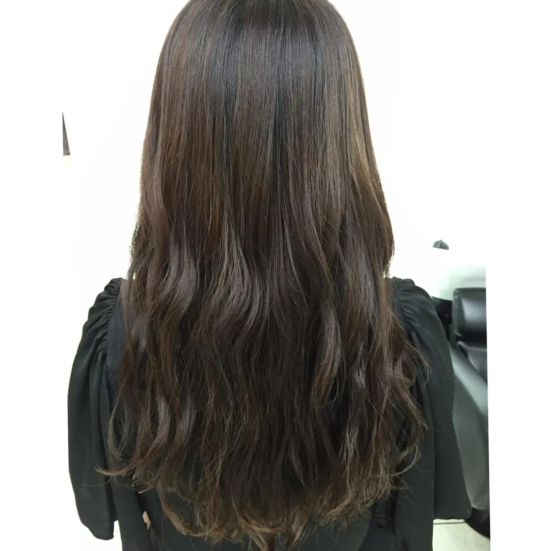 ロング カラー グラデーションカラー 岩崎 裕司のヘアスタイル