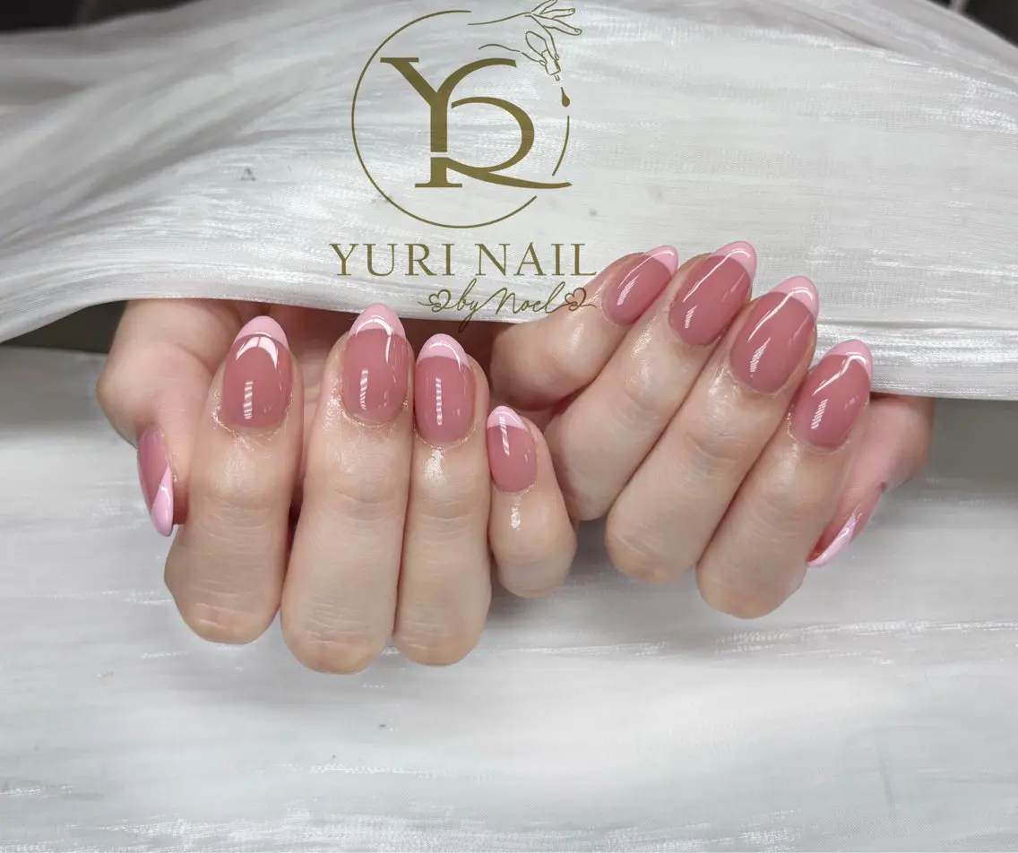 ネイル ハンドネイル フットネイル ハンドケア YURI Nail NARITAのネイルデザイン