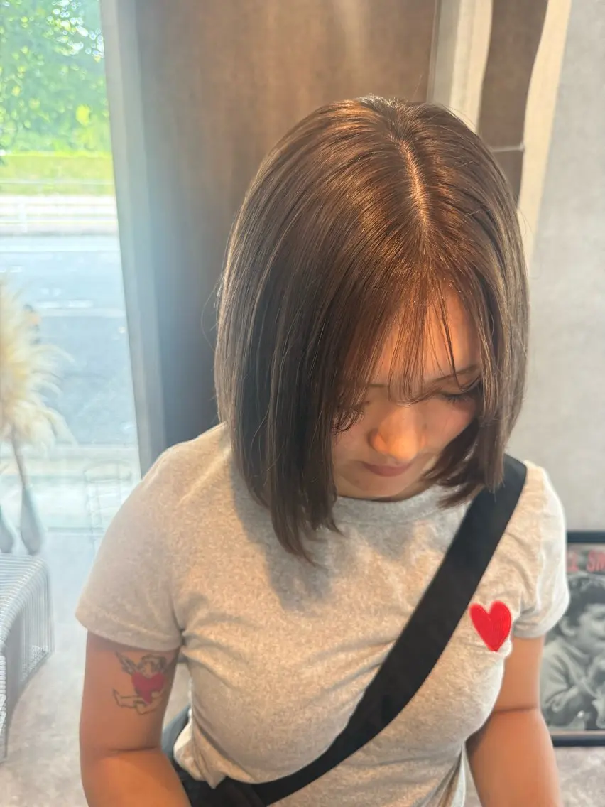 ミディアム ヘアカラー トリートメント ヘッドスパ qpulaあいみ 透明感カラーのヘアスタイル