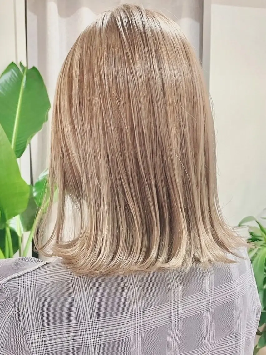 カラー コト ネのヘアスタイル