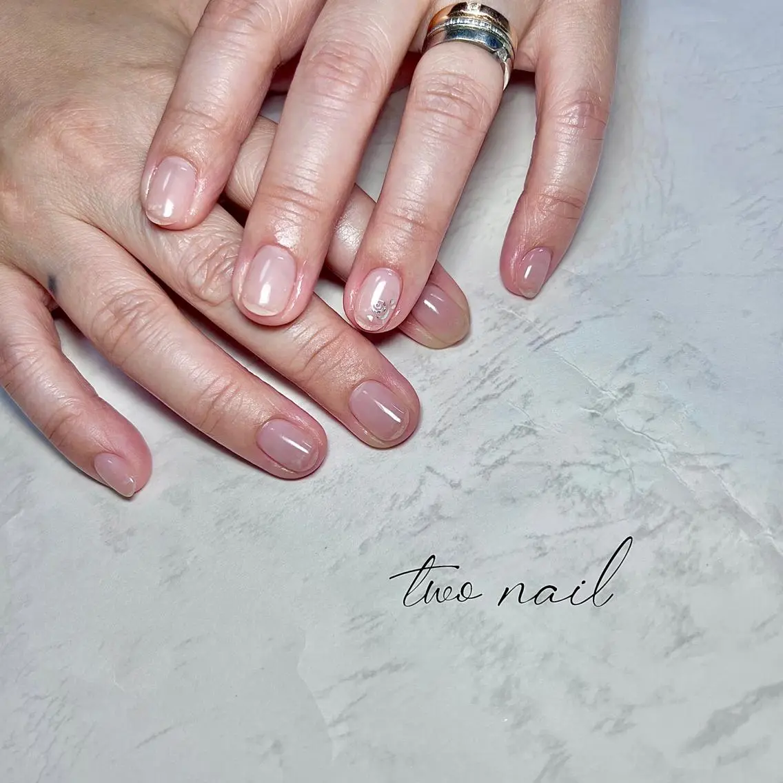 ネイル アートネイル フットネイル ハート ニュアンスネイル ホワイト ハンドネイル two nailのネイルデザイン