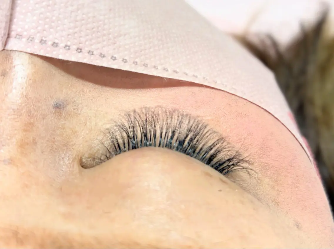 マツエク・マツパ ボリュームラッシュ Lavie b.eyelashのマツエク・マツパデザイン