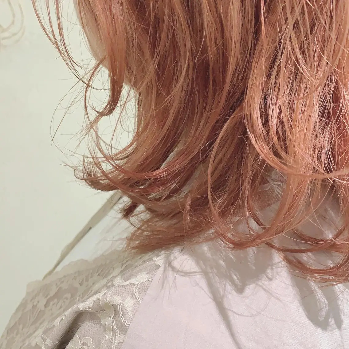 ミディアム カラー ベージュカラー オレンジ オレンジベージュ 博多/Blue 💎松藤 莉奈のヘアスタイル