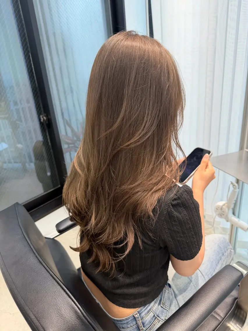 ロング ヘアカラー ブリーチ特化🎖️ピ ンクカラー高橋さやかのヘアスタイル