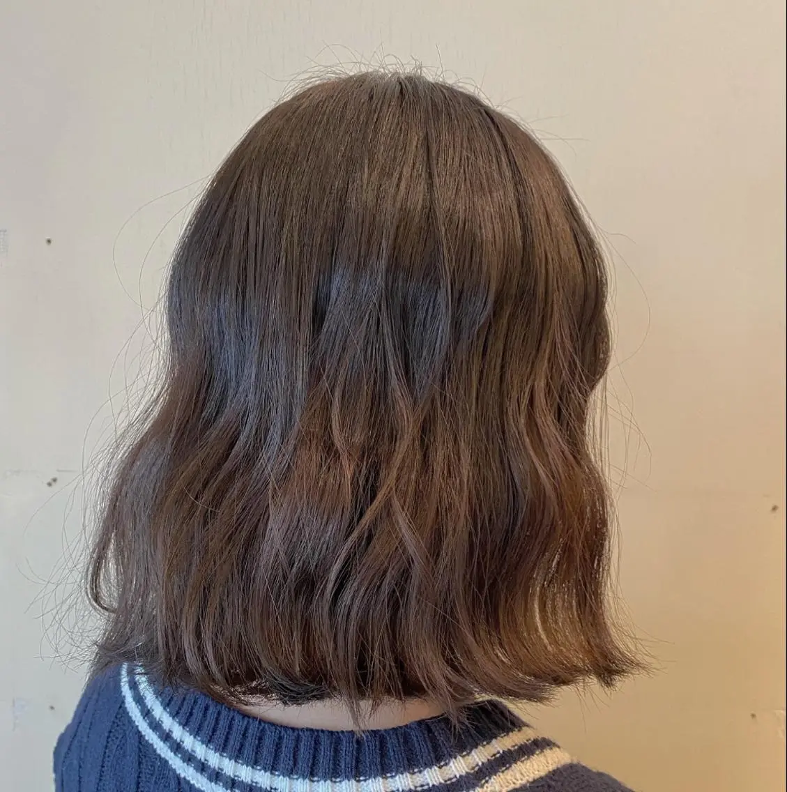ミディアム カラー ヘアカラー トリートメント 長谷川 華奈子のヘアスタイル