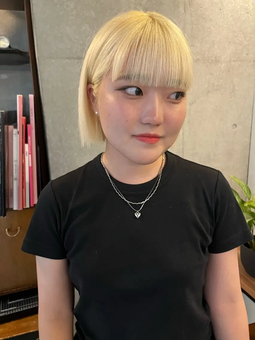 ショート ボブレイヤー ボブ 顔まわりレイヤー ハイレイヤー 韓国風ヘア レイヤーカット\ウル フ　chinatsuのヘアスタイル