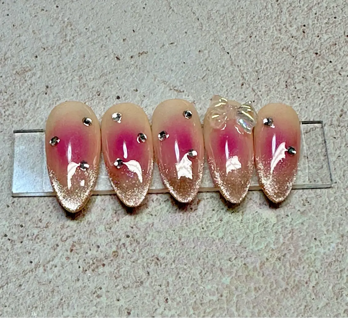 ネイル アートネイル チークネイル フレンチネイル マグネットネイル マグネットフレンチ Mai’s nailのネイルデザイン