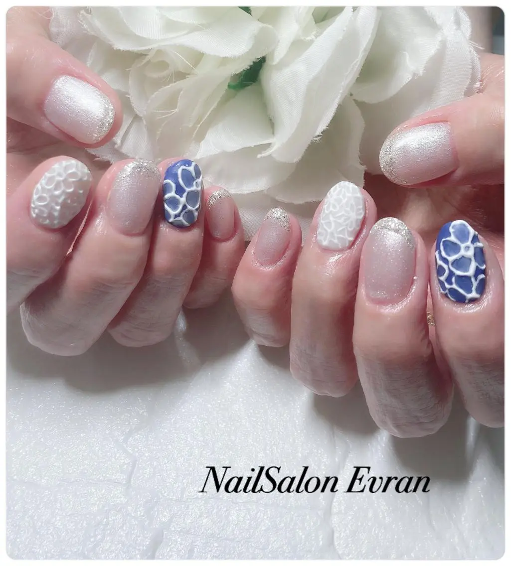 ネイル アートネイル フレンチネイル ラメ(グリッター) マグネットネイル 持ち込み ハンドネイル Nail salon Evranのネイルデザイン