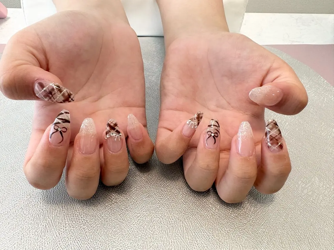 ネイル ブラウン リボン ハンドネイル ✨韓国✨nail salonLumieのネイルデザイン