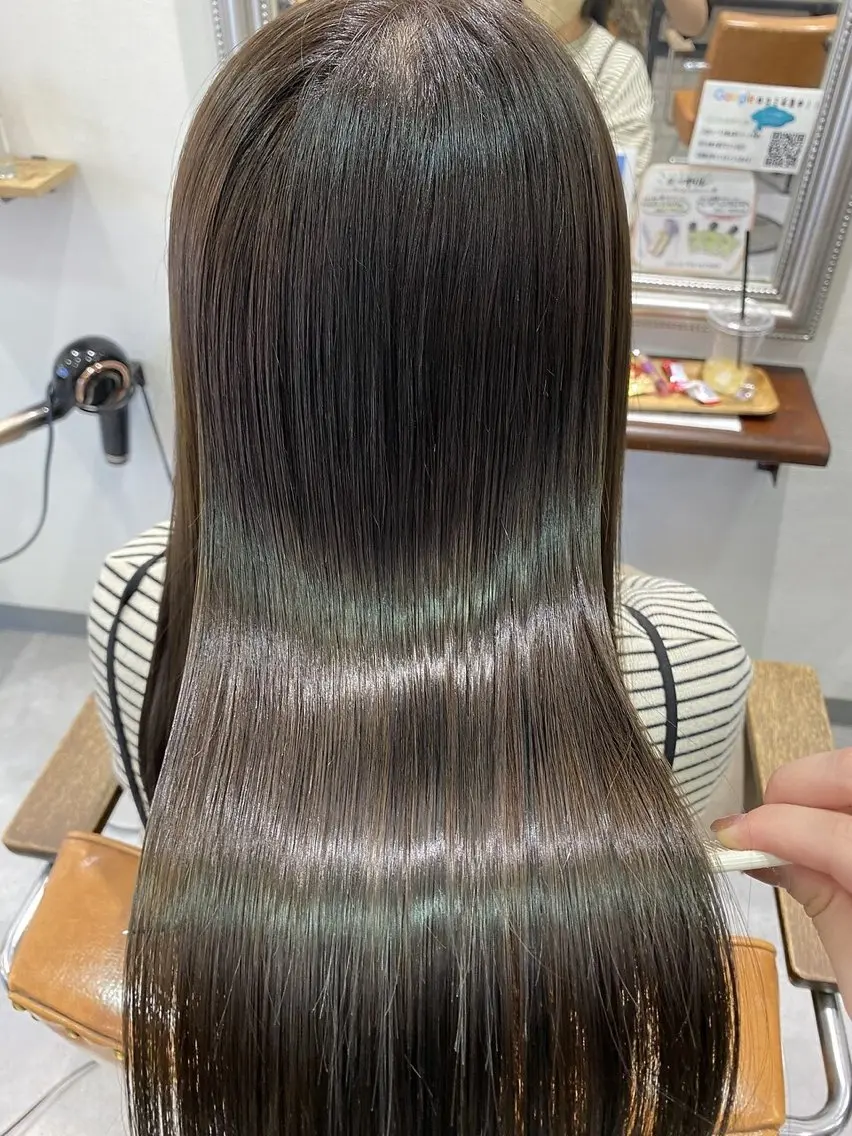 ロング カラー ハイライトカラー ハイライト 髪質改善 縮毛矯正 トリートメント 髪質改善アンジュール かのんのヘアスタイル