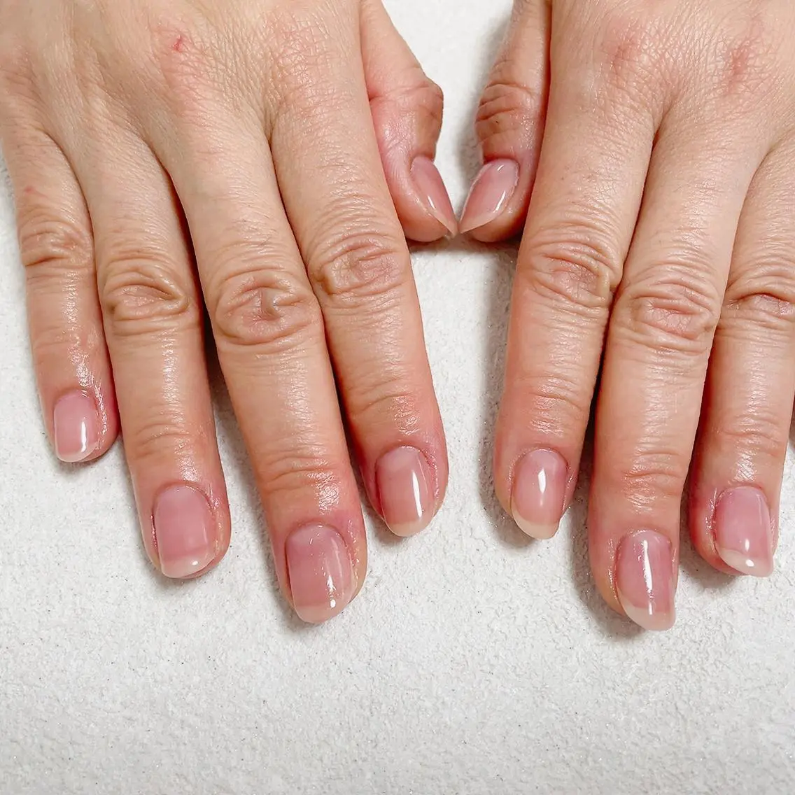 ネイル オーロラネイル フラワーネイル フットネイル フレンチネイル ジェルネイル ハンドネイル mogunail &blowのネイルデザイン